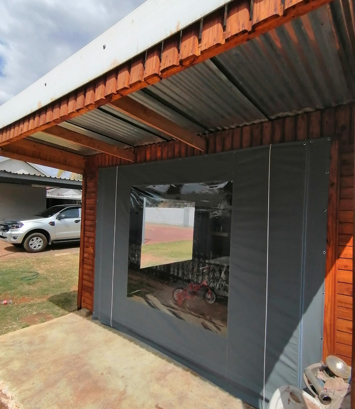 Outdoor blind side panel installation